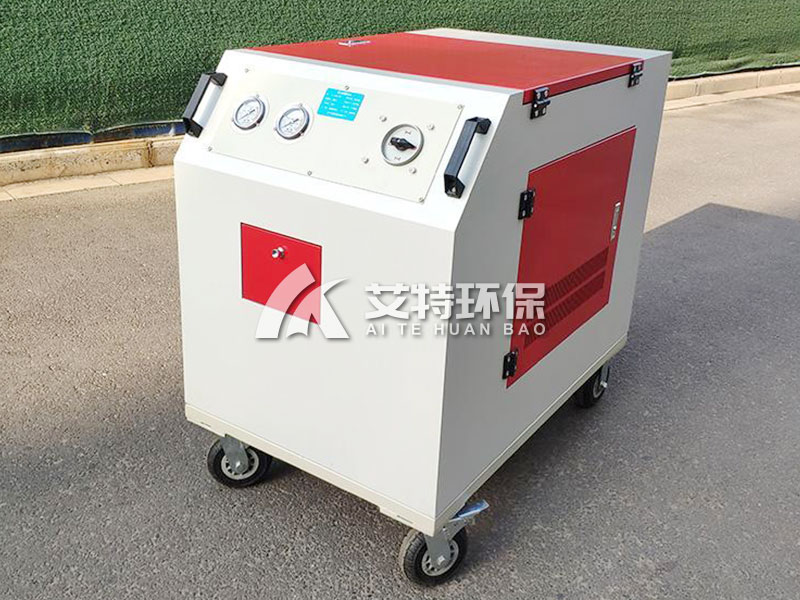 三级过滤箱式滤油车